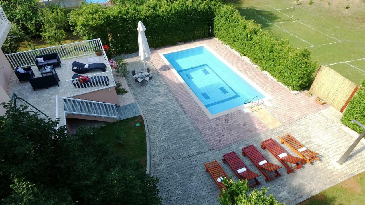 Villa Glorija Grubine Buitenkant foto